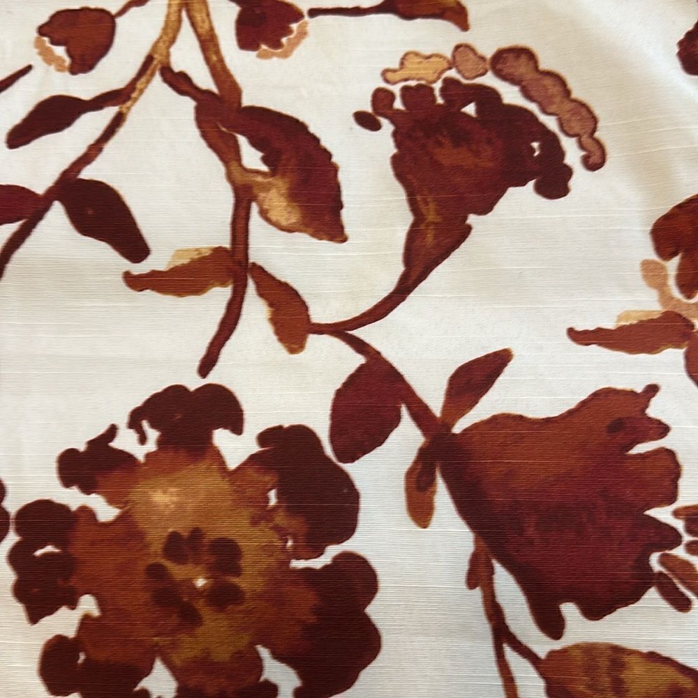 Threshold Extended Length Table Runner - Picture 3 of 4